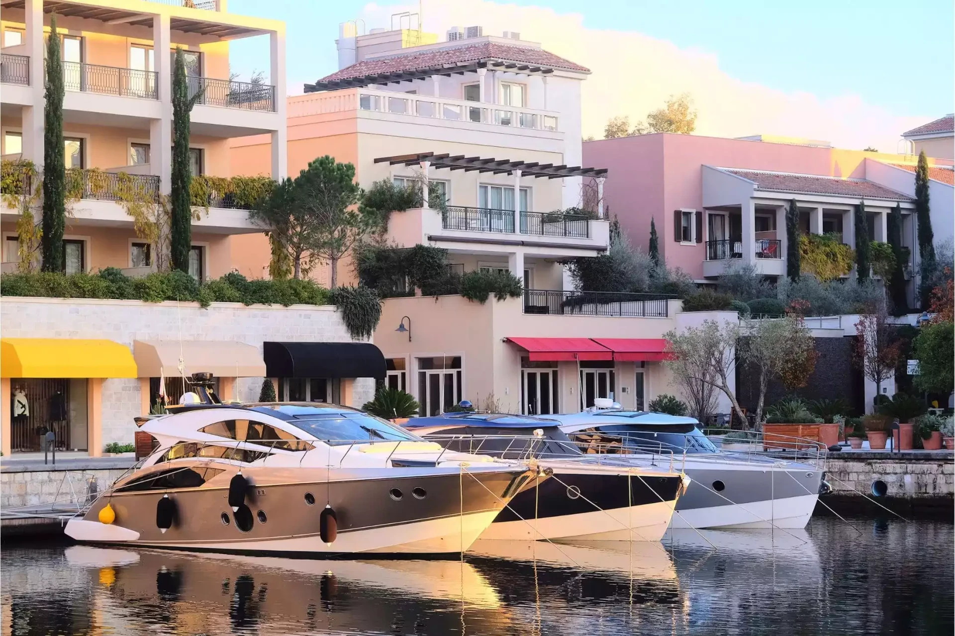 Speed Boat Tours in Montenegro